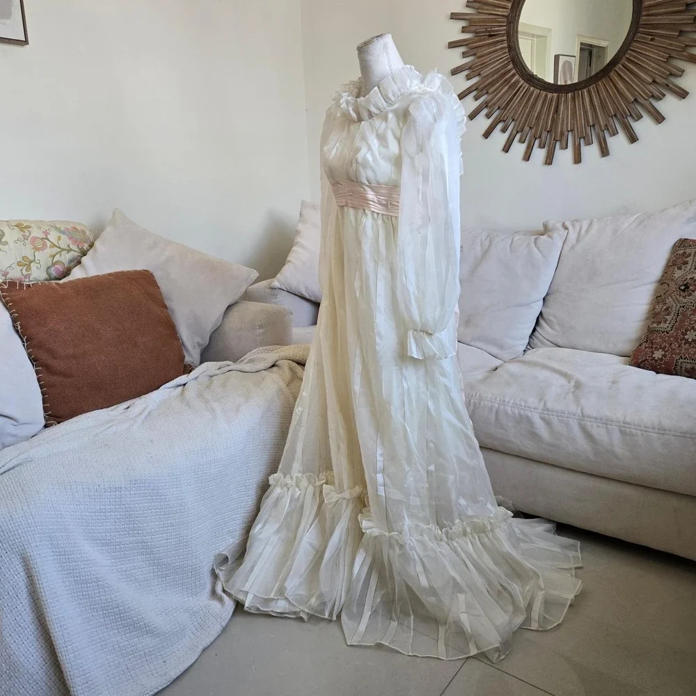 Emma Domb Vintage 70s Ivory Organza Wedding Bridal Gown Prairie Pink Sash XXS/XS